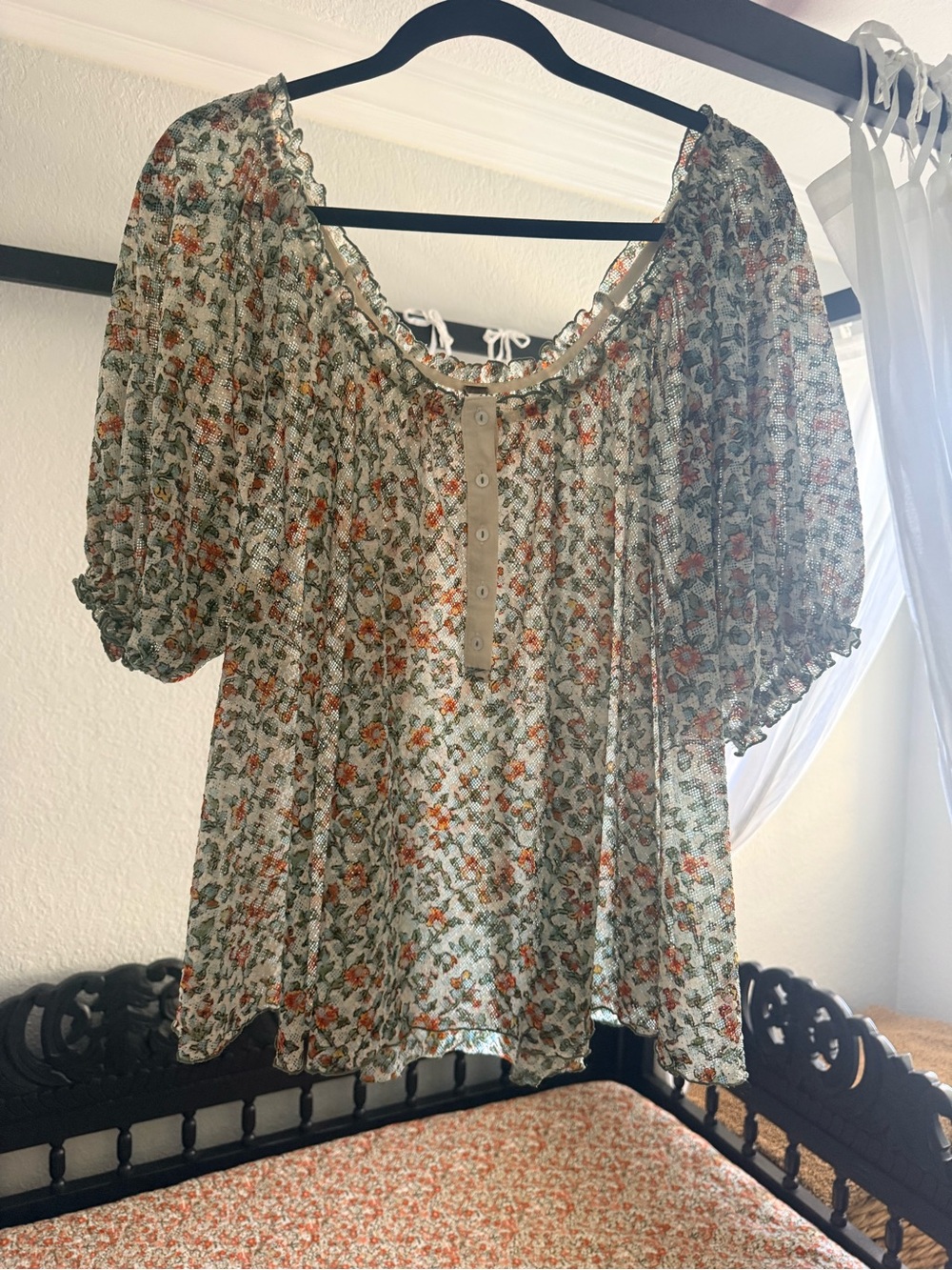 Free People Floral Peasant Top in Cream with Orange & Green Print Daisy combo